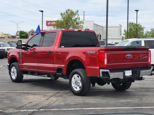 Ruby Red Metallic Tinted Clearcoat 2026 Ford F-250 XLT