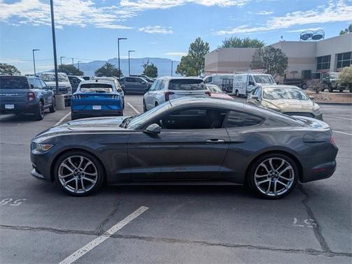 2016 Ford Mustang V6