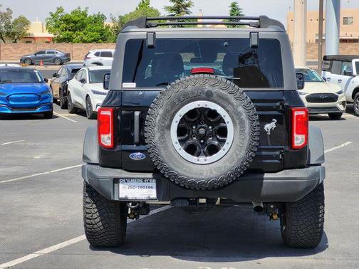 Shadow Black 2023 Ford Bronco Black Diamond