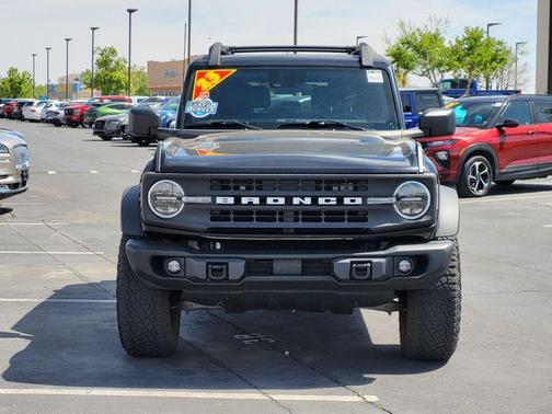 Shadow Black 2023 Ford Bronco Black Diamond