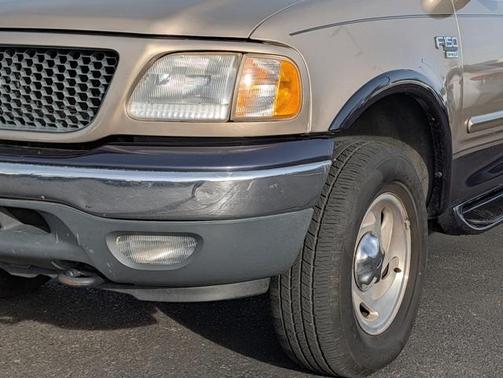 2001 Ford F-150 Lariat