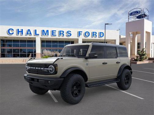 DESERT SAND 2025 Ford Bronco Outer Banks SUV