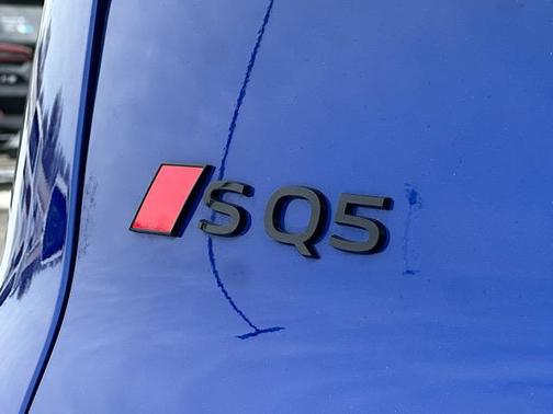 2025 Audi SQ5 3.0T quattro Premium