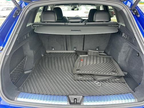 2025 Audi SQ5 3.0T quattro Premium