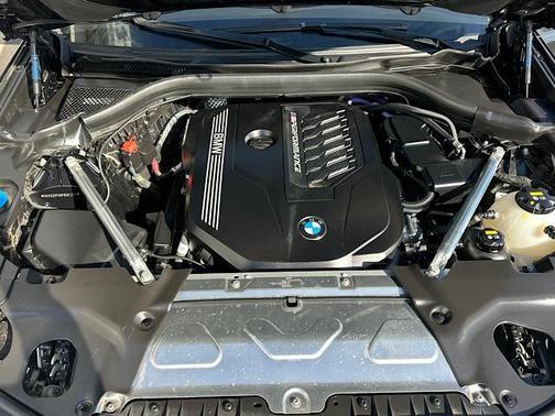 2023 BMW X3 M40i