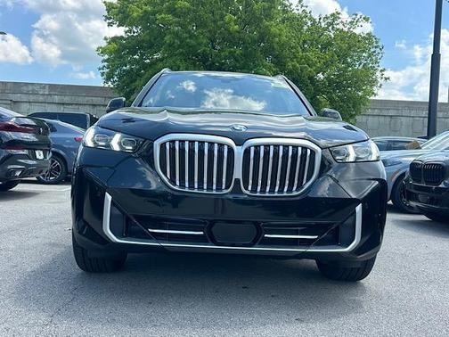 Black Sapphire Metallic 2026 BMW X5 xDrive40i