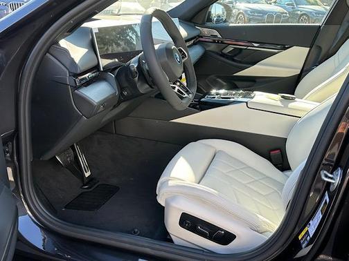 2026 BMW i5 xDrive40