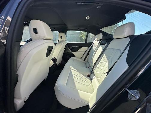 2026 BMW i5 xDrive40
