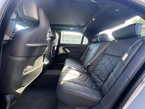 2026 BMW i7 XDrive60