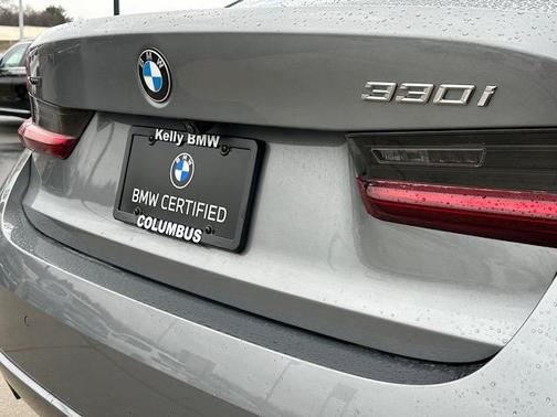 2023 BMW 330 i xDrive