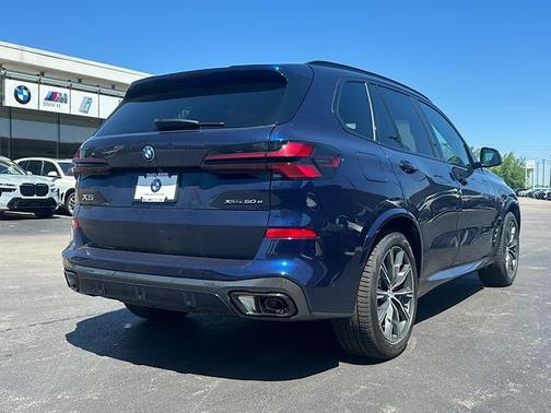 Tanzanite Blue II Metallic 2026 BMW X5 PHEV xDrive50e