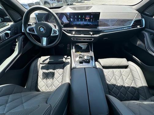 Tanzanite Blue II Metallic 2026 BMW X5 xDrive40i