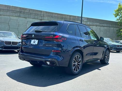 Tanzanite Blue II Metallic 2026 BMW X5 xDrive40i