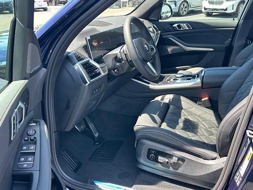 Tanzanite Blue II Metallic 2026 BMW X5 xDrive40i