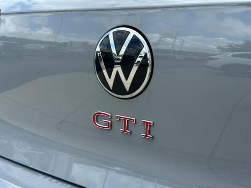 Moonstone Gray 2022 Volkswagen Golf GTI 2.0T SE