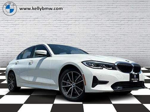 2022 BMW 330 i xDrive
