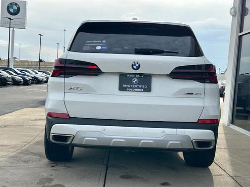 2025 BMW X5 xDrive40i