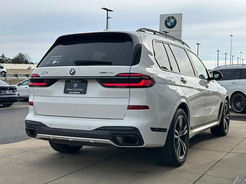 2024 BMW X7 xDrive40i