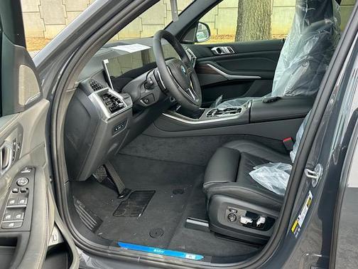 2026 BMW X5 PHEV xDrive50e