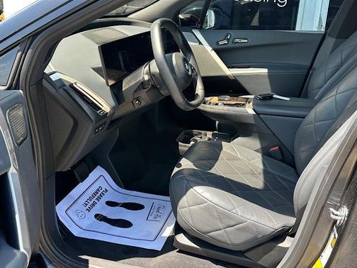 Black Sapphire Metallic 2023 BMW iX M60