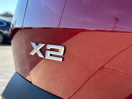 2025 BMW X2 xDrive28i