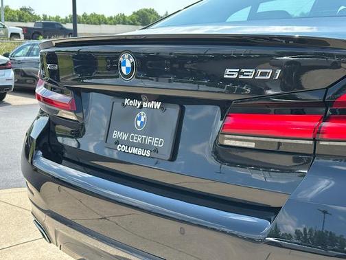 2022 BMW 530 i xDrive