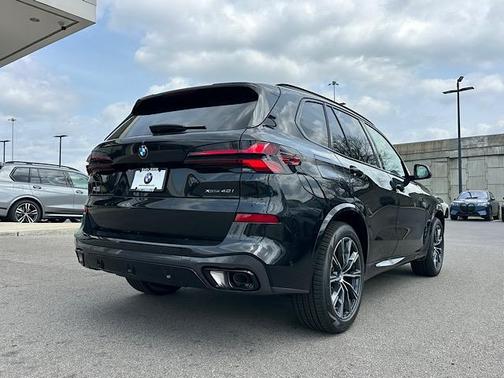 Black Sapphire Metallic 2026 BMW X5 xDrive40i