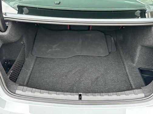 2025 BMW M340 i xDrive