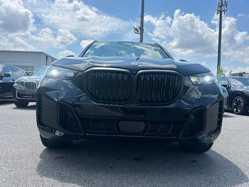 Black Sapphire Metallic 2026 BMW X5 PHEV xDrive50e