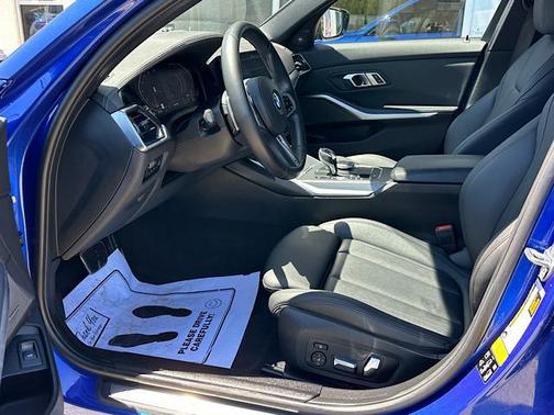 Portimao Blue Metallic 2019 BMW 330 i xDrive