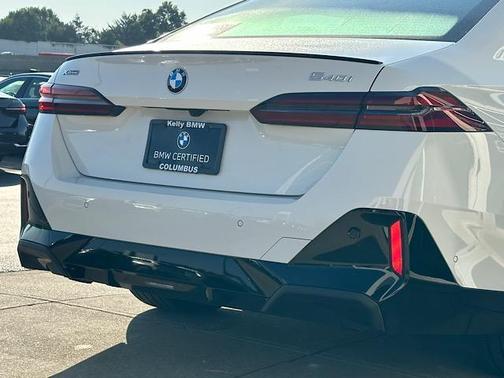 2024 BMW 540 i xDrive