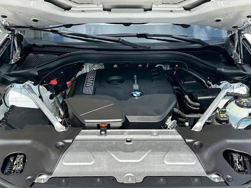 Mineral White Metallic 2018 BMW X3 xDrive30i