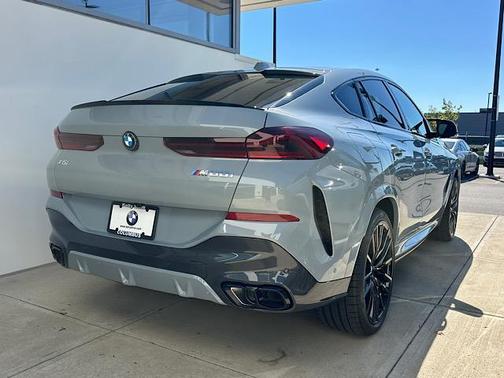 2026 BMW X6 M60i