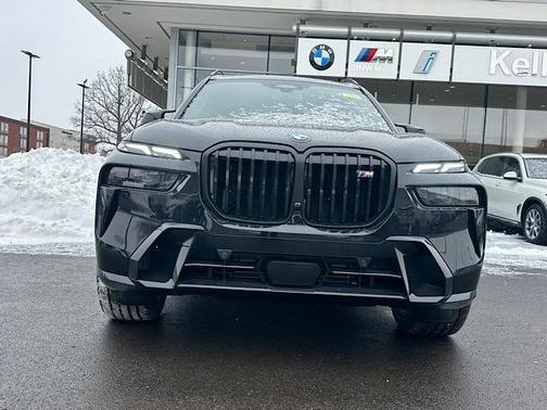 2026 BMW X7 M60i