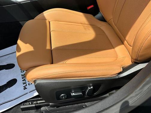 Black Sapphire Metallic 2024 BMW 330 i xDrive