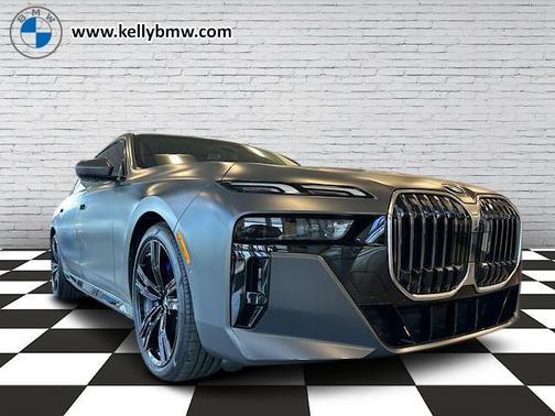2023 BMW 760 760i xDrive