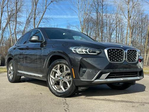 2024 BMW X4 xDrive30i