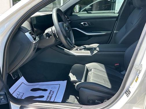 Alpine White 2024 BMW 330 i xDrive