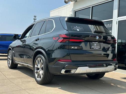 2024 BMW X5 xDrive40i