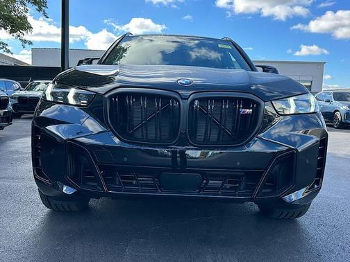 2026 BMW X5 M60i