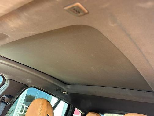 Mineral White Metallic 2025 BMW X4 xDrive30i