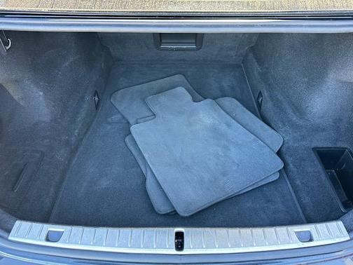 2022 BMW 750 i xDrive