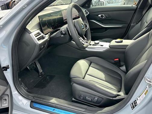 2026 BMW 330 I XDrive NA