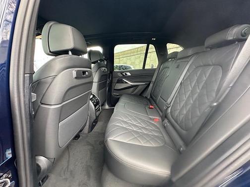 Tanzanite Blue II Metallic 2026 BMW X5 PHEV xDrive50e