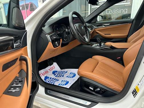 2022 BMW 530 i xDrive