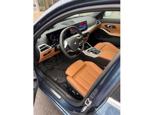 2025 BMW 330 i xDrive