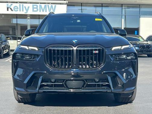 2026 BMW X7 M60i