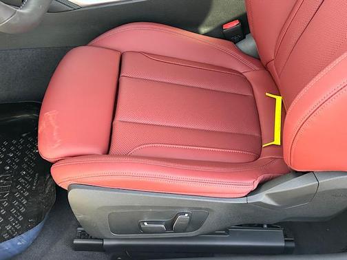 2026 BMW M240 i xDrive