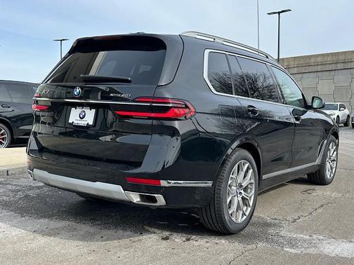 2026 BMW X7 xDrive40i