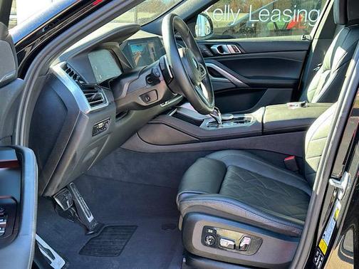 2023 BMW X6 xDrive40i